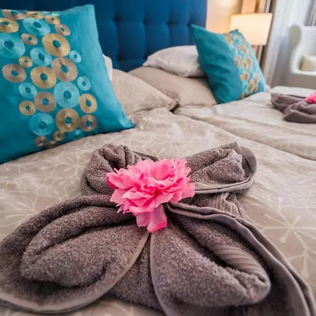 Relax Apartman Apartment *