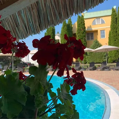 Relax Apartman Apartment Siofok